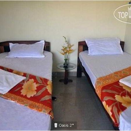 Oasis Beach Resort Goa Esterno foto
